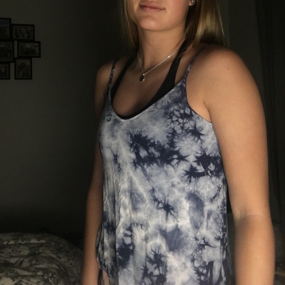 AMERICANEAGLE off the shoulder blue tyedie tanktop
